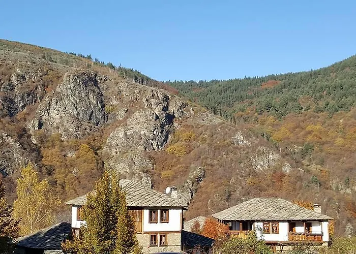 Kruchma Bratyata Guest house Kovacevica