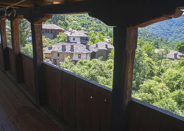 Guest house Kruchma Bratyata 3*