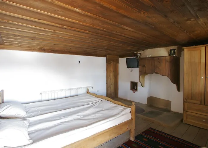 Kruchma Bratyata Guest house Kovacevica